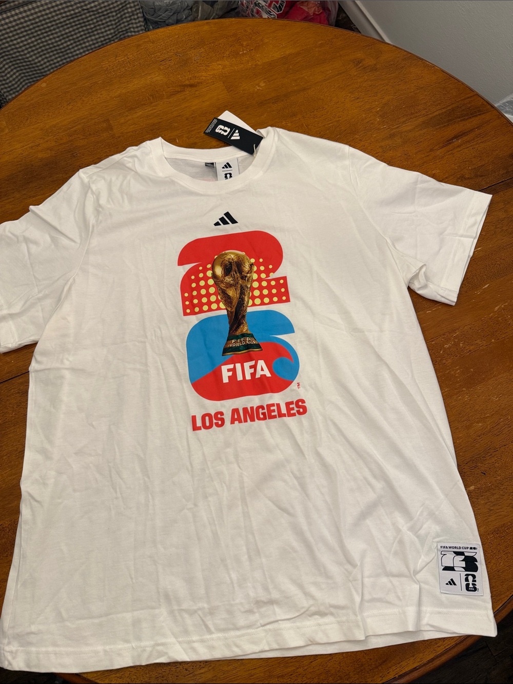 adidas White FIFA Los Angeles Graphic Short Sleeve Tee xxl